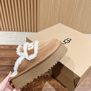 Replica UGG Shoes 06OR272
