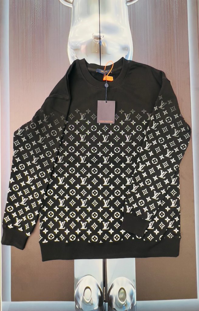 Replica Lv Clothes 01RA255 - Image 4