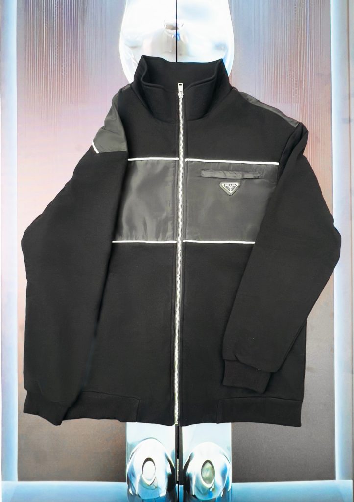 Replica Prada Clothes 01RA17 - Image 4