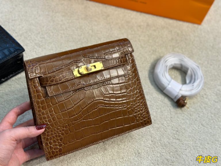 FashionReps Bags 04YA1351 - Image 4