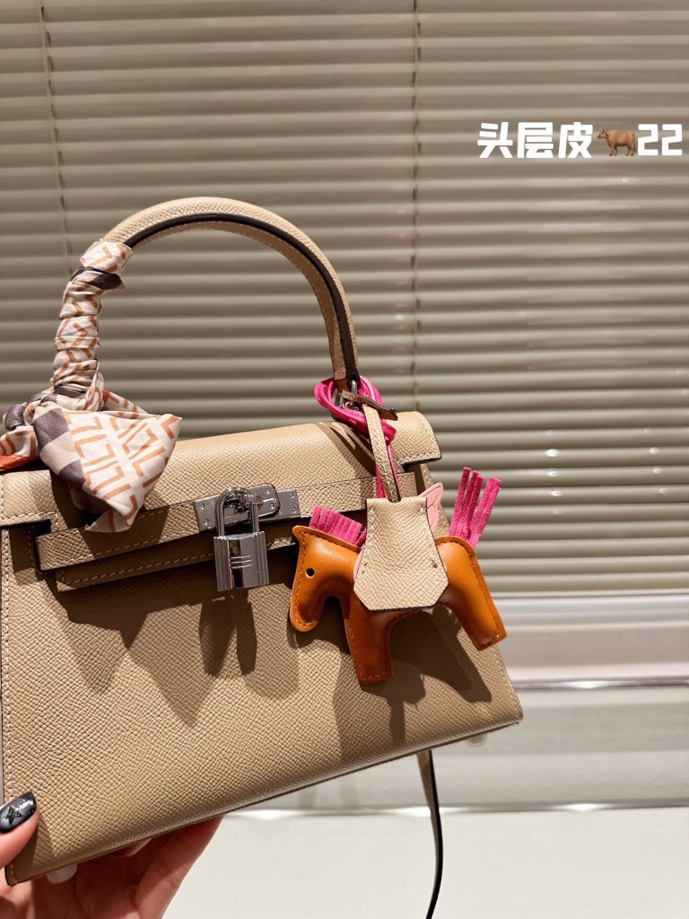 FashionReps Bags 04YA1445 - Image 3
