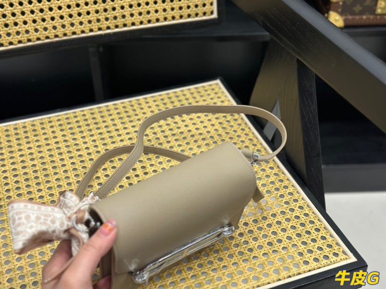 FashionReps Bags 04YA1390 - Image 4