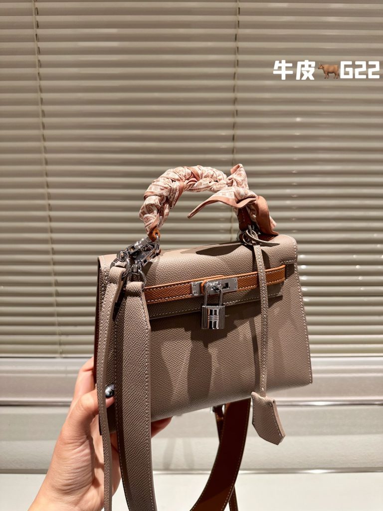 FashionReps Bags 04YA1540 - Image 2