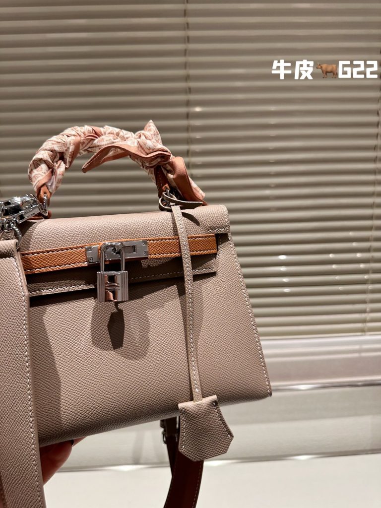 FashionReps Bags 04YA1540 - Image 3