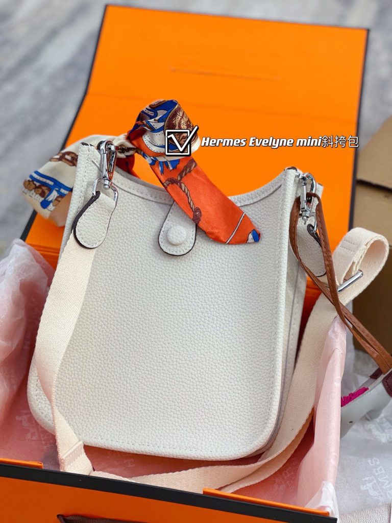 FashionReps Bags 04YA515 - Image 3