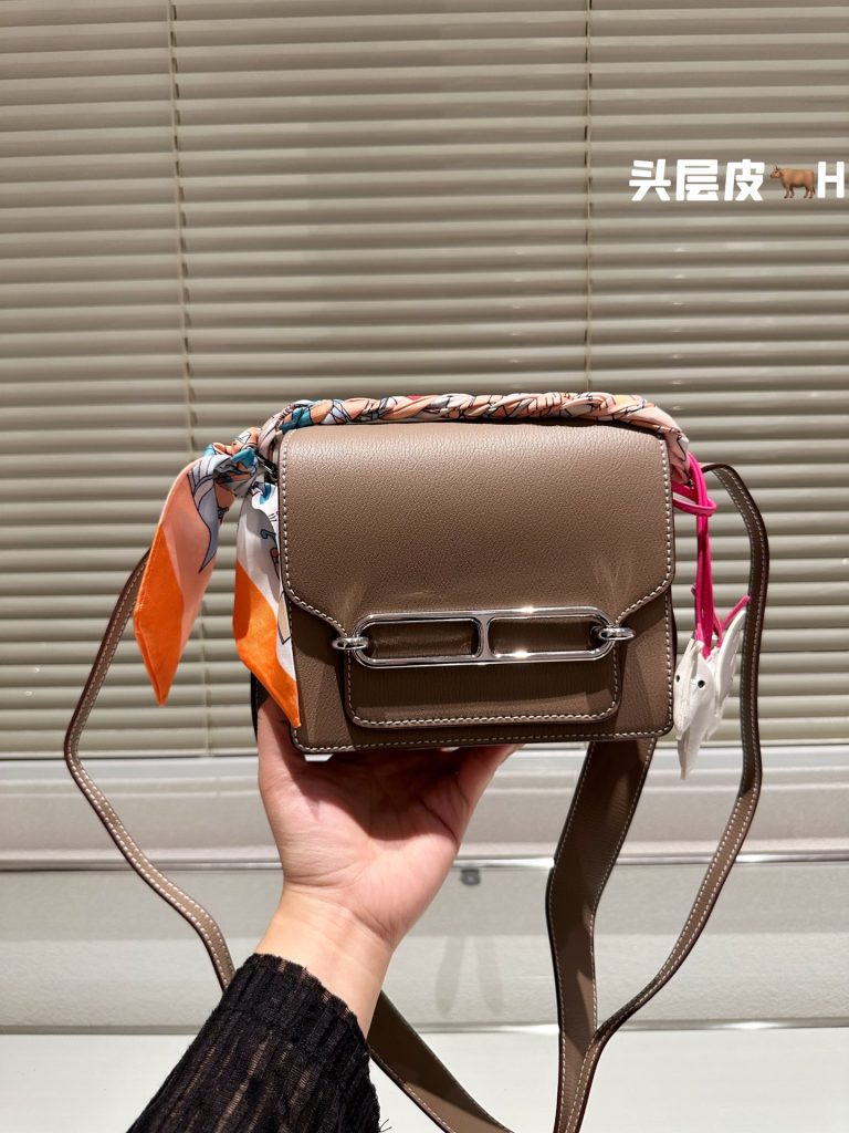 FashionReps Bags 04YA1595 - Image 4