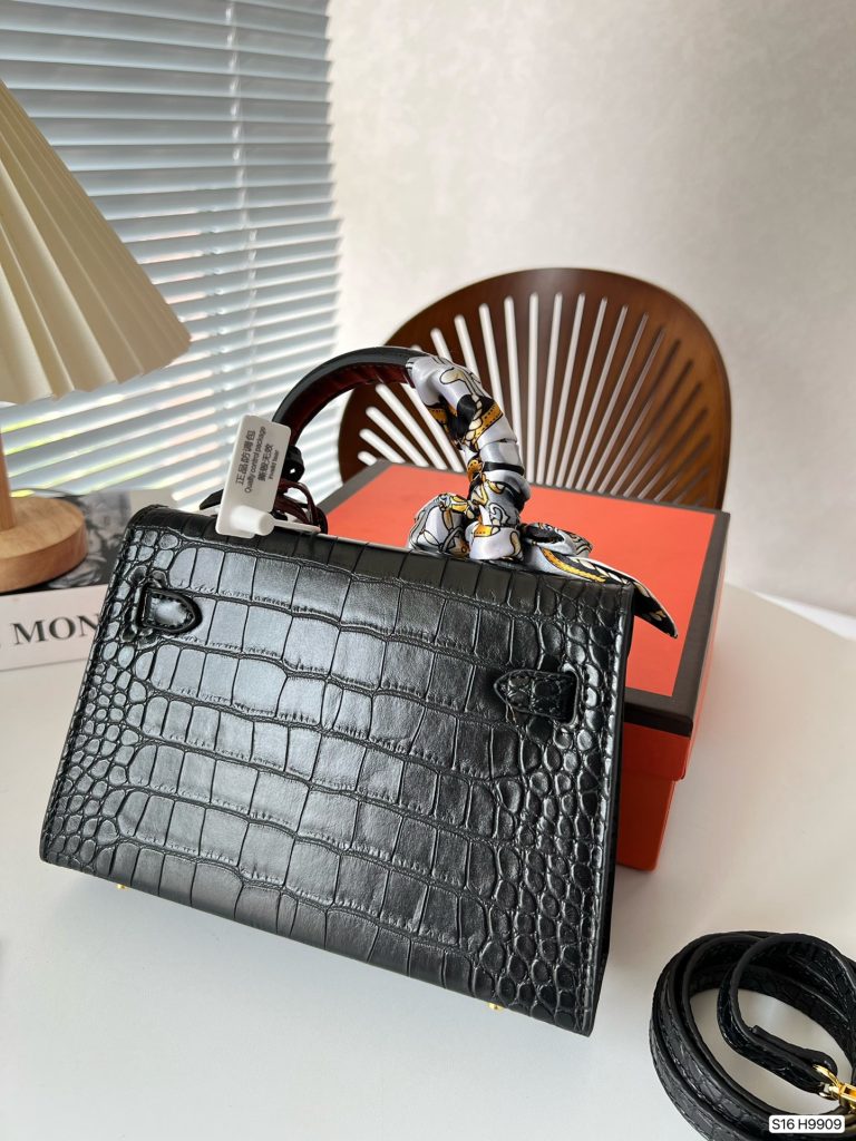 FashionReps Bags 04YA449 - Image 4