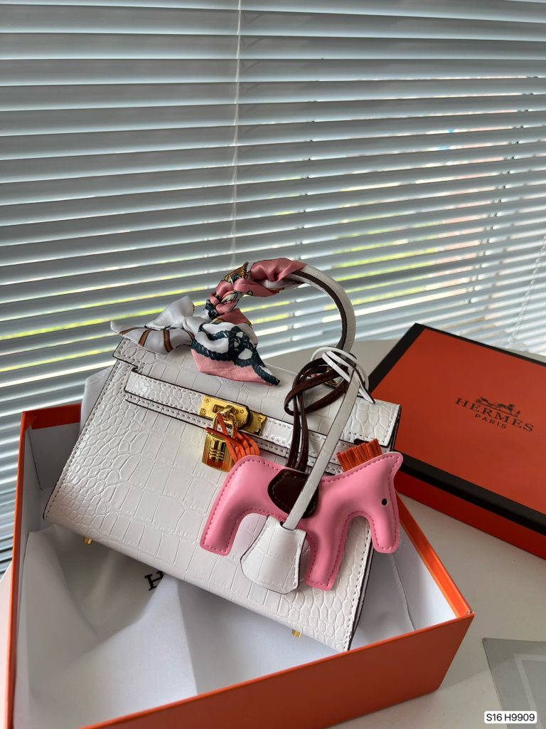 FashionReps Bags 04YA339 - Image 4