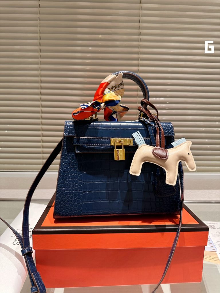 FashionReps Bags 04YA522 - Image 2