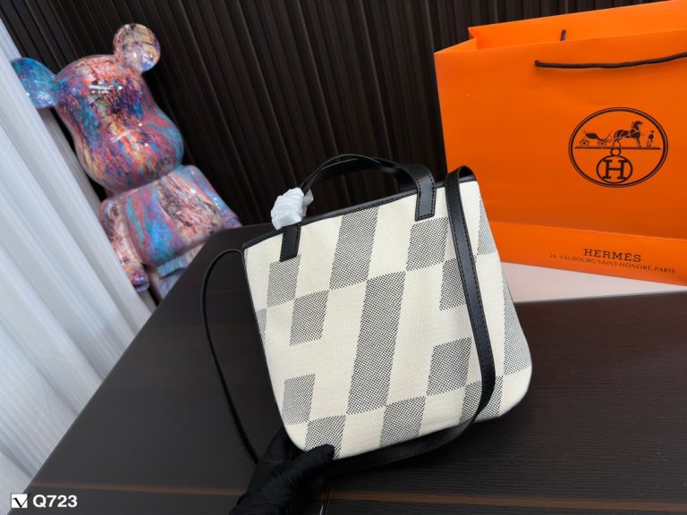 FashionReps Bags 04YA211 - Image 3
