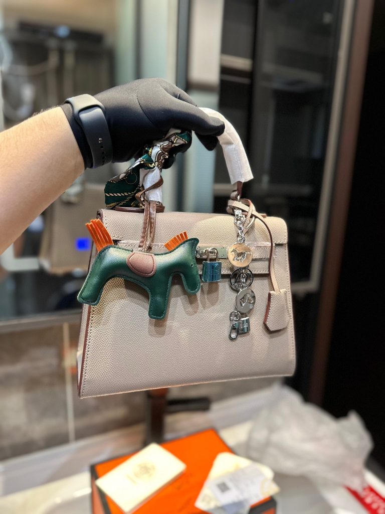 FashionReps Bags 04YA458 - Image 3