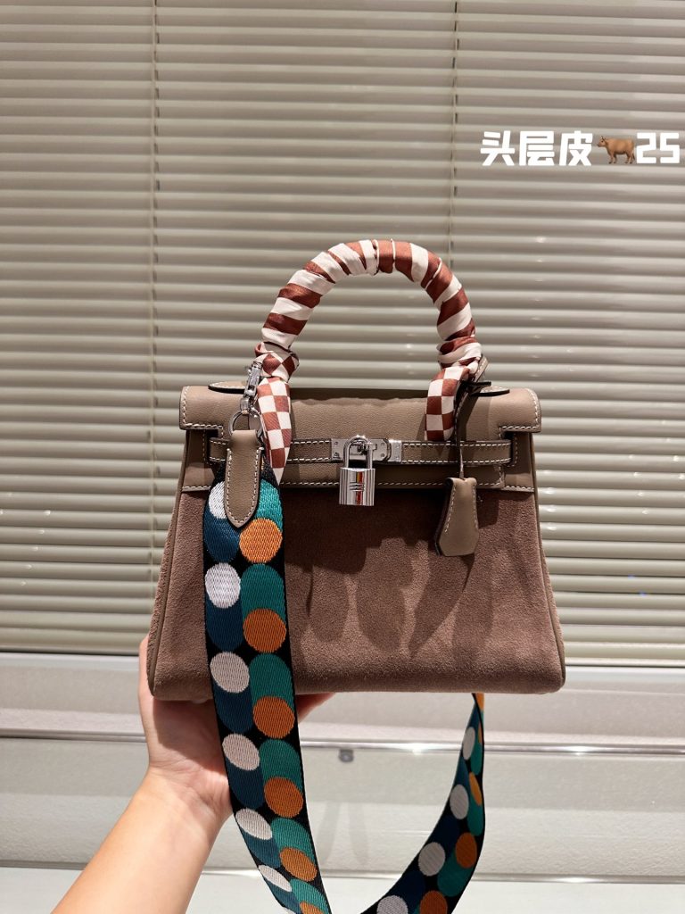 FashionReps Bags 04YA1652 - Image 2