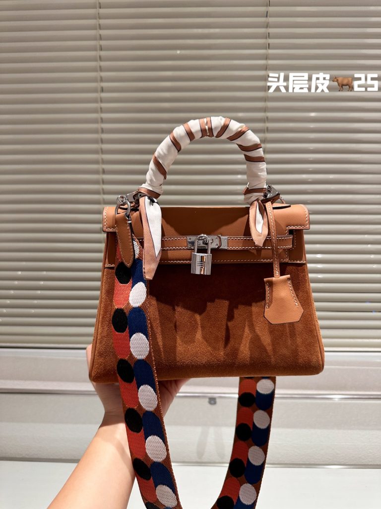 FashionReps Bags 04YA1652 - Image 3