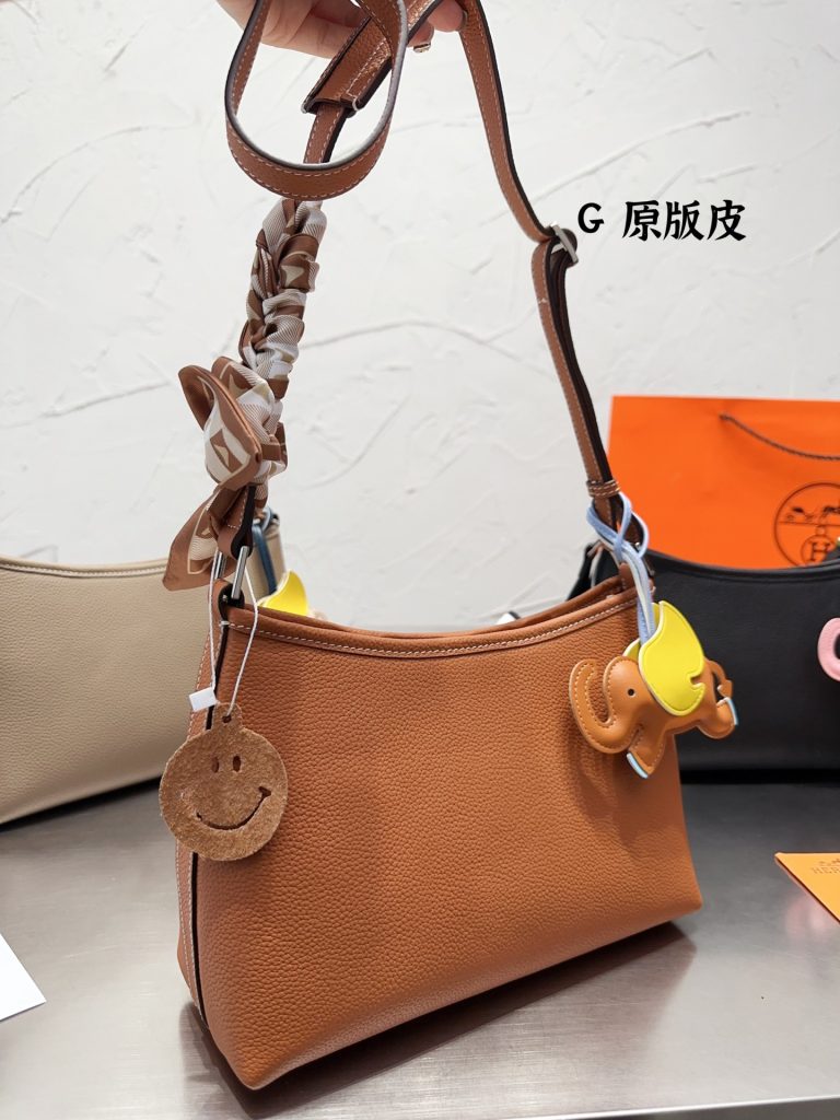 FashionReps Bags 04YA1414 - Image 4