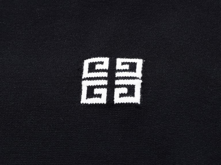 Replica Givenchy Clothes 01RA480 - Image 4