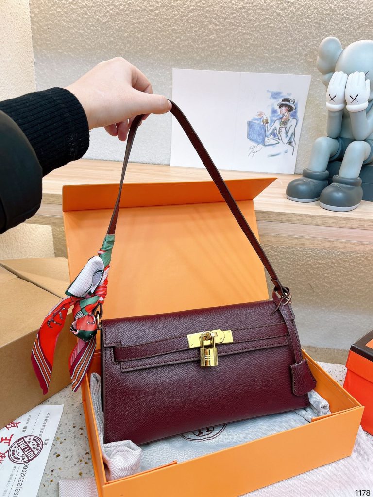 FashionReps Bags 04YA421 - Image 3