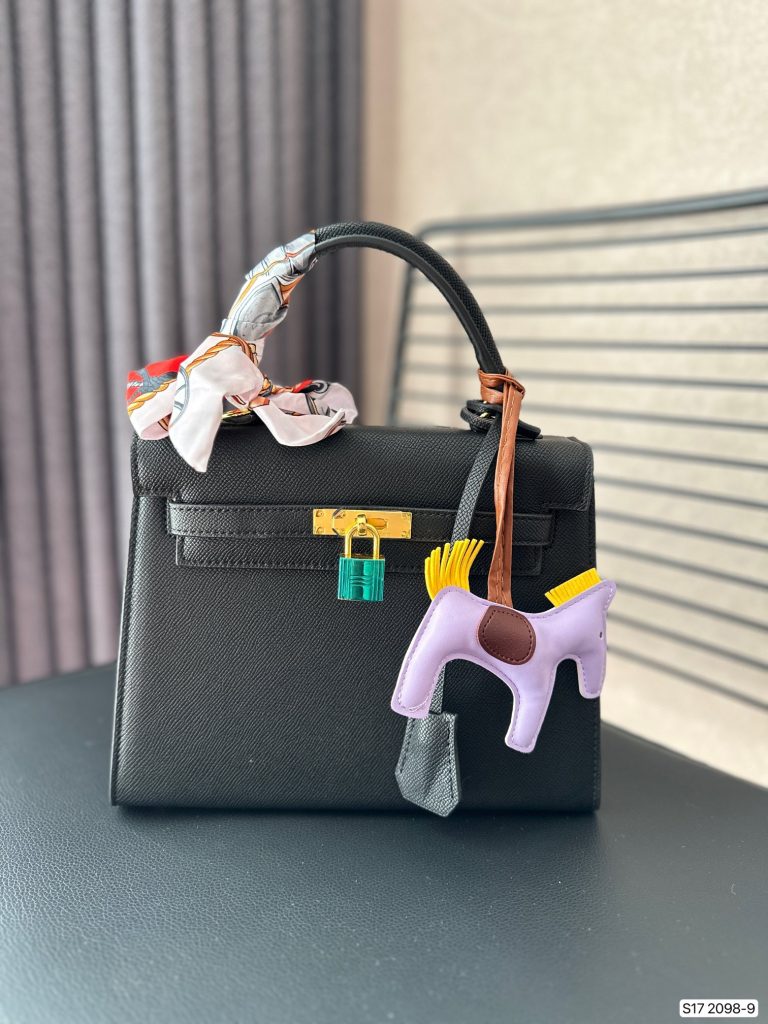 FashionReps Bags 04YA424 - Image 3