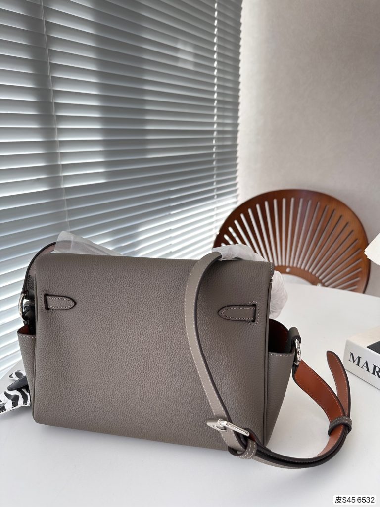 FashionReps Bags 04YA1614 - Image 4