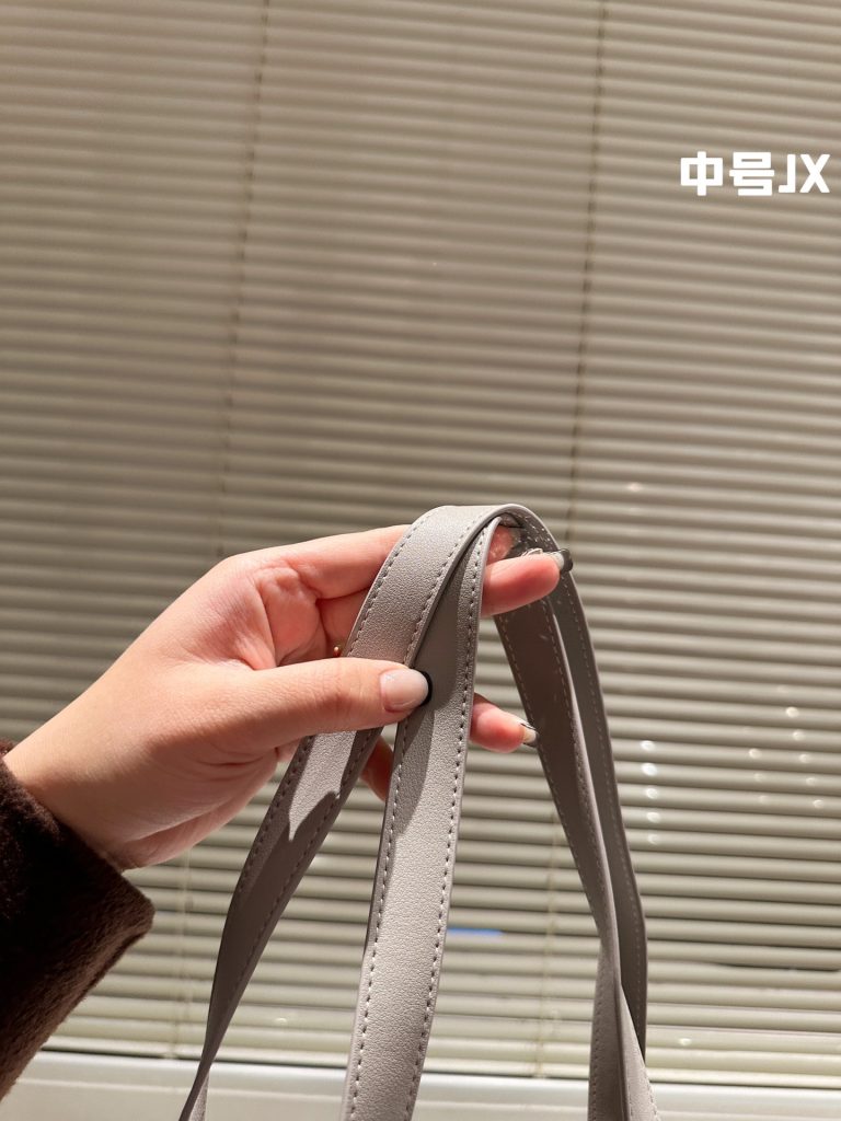 FashionReps Bags 08YA8223 - Image 2