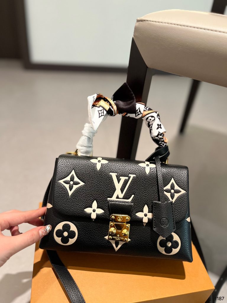 FashionReps Bags 07YA9344 - Image 4