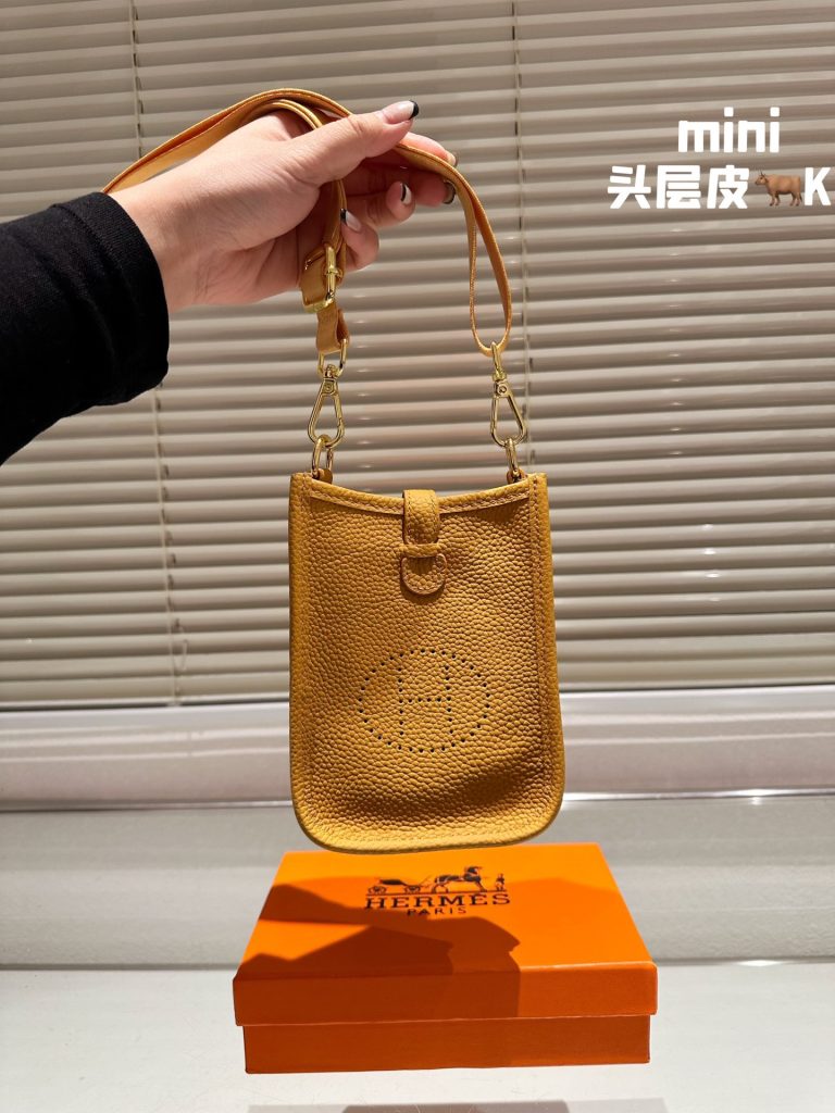 FashionReps Bags 04YA67 - Image 4