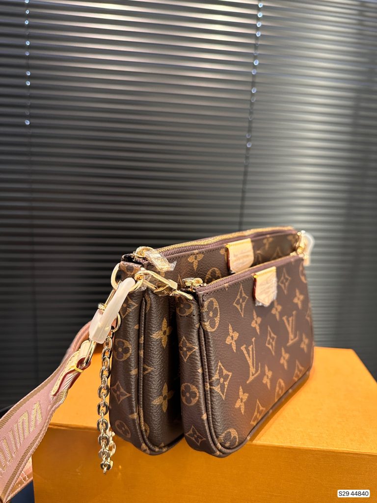 FashionReps Bags 07YA9406 - Image 4