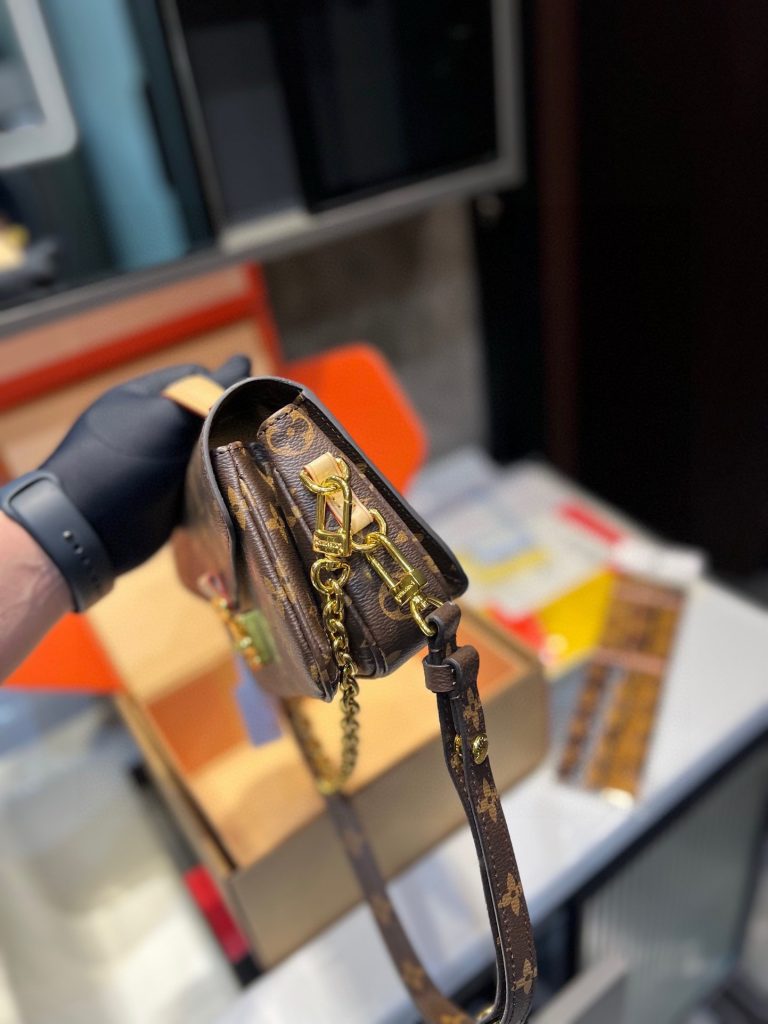 FashionReps Bags 07YA9532 - Image 2