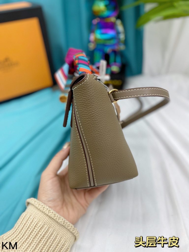FashionReps Bags 04YA1359 - Image 4