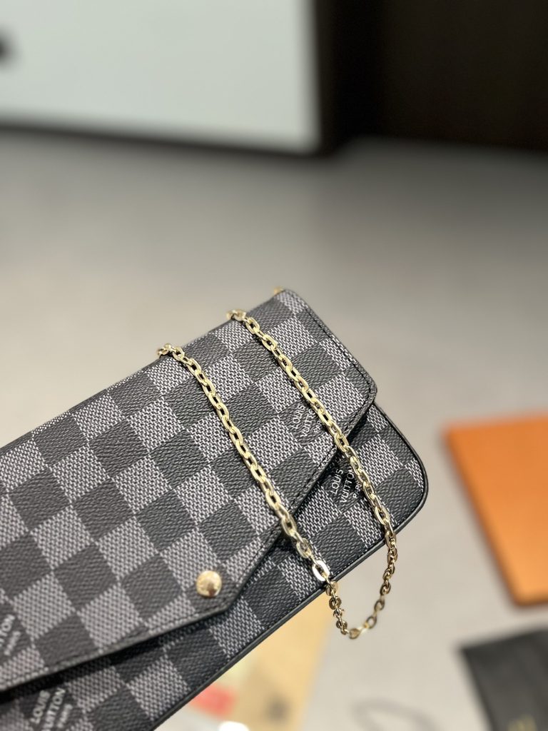 FashionReps Bags 07YA9352 - Image 3