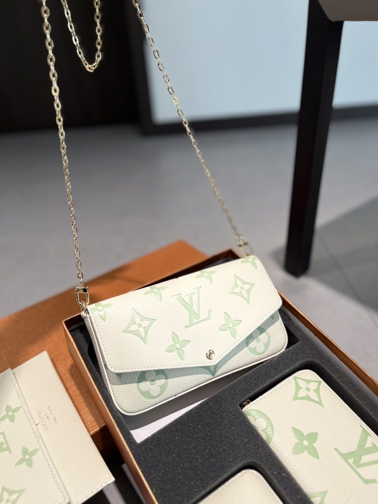 FashionReps Bags 07YA9353 - Image 3