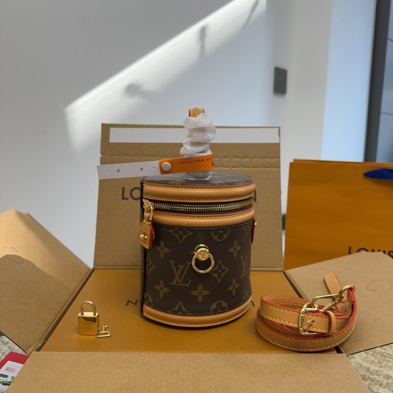 FashionReps Bags 07YA9463 - Image 3
