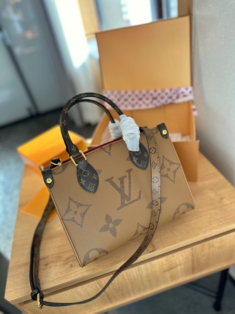 FashionReps Bags 07YA9308 - Image 4