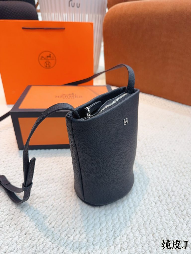 FashionReps Bags 04YA354 - Image 3