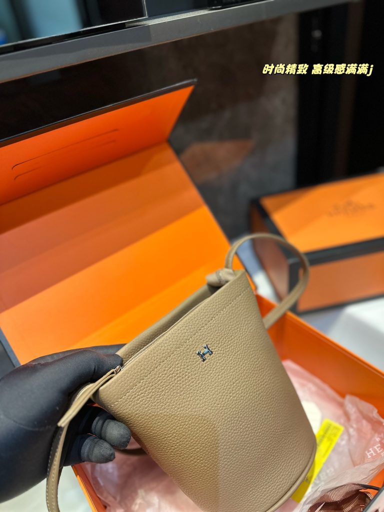 FashionReps Bags 04YA318 - Image 2