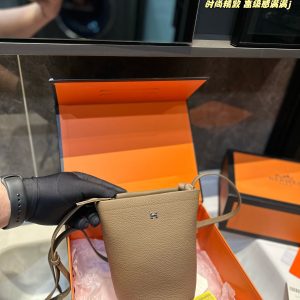 FashionReps Bags 04YA318