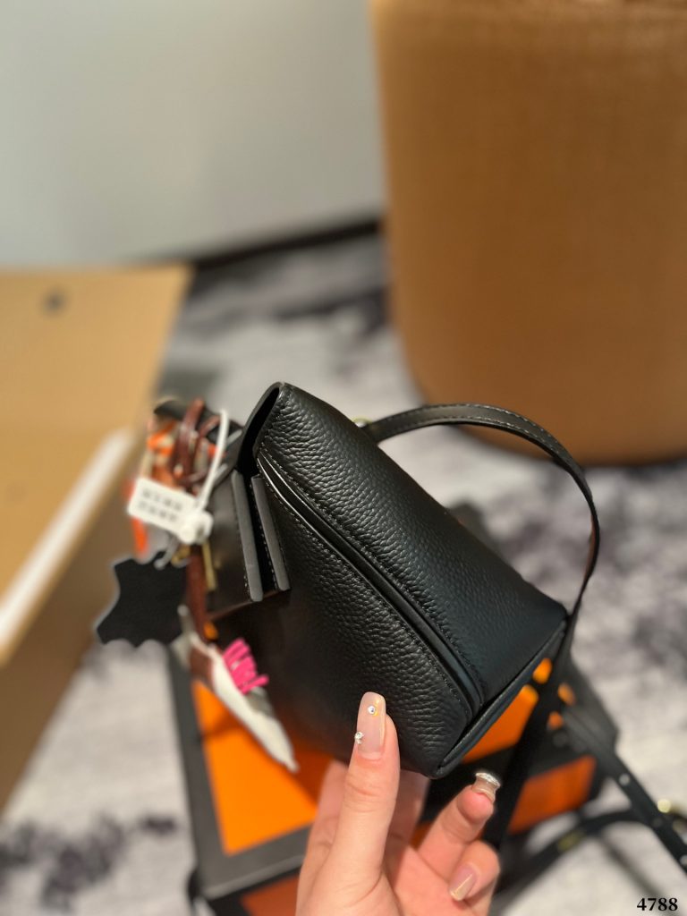 FashionReps Bags 04YA1371 - Image 4