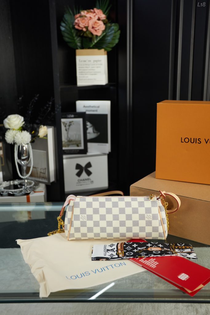 FashionReps Bags 07YA9208 - Image 3