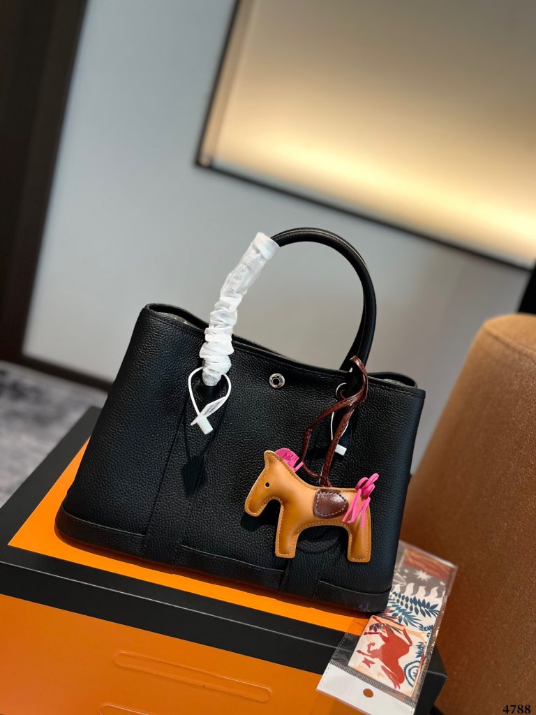 FashionReps Bags 04YA1332 - Image 3