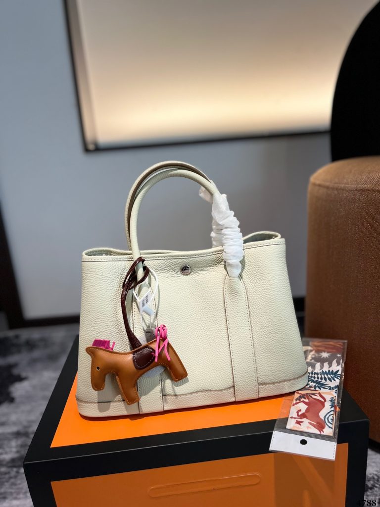 FashionReps Bags 04YA1332 - Image 2