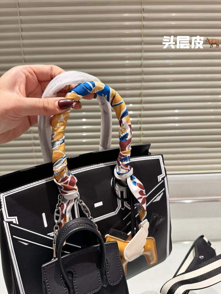 FashionReps Bags 04YA1817 - Image 3