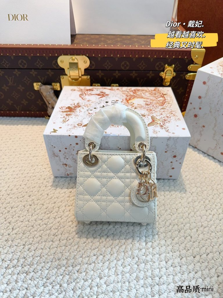 FashionReps Bags 10YA74 - Image 3