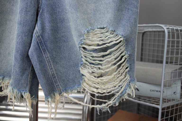 Replica Balenciaga Clothes 01RA1010 - Image 4