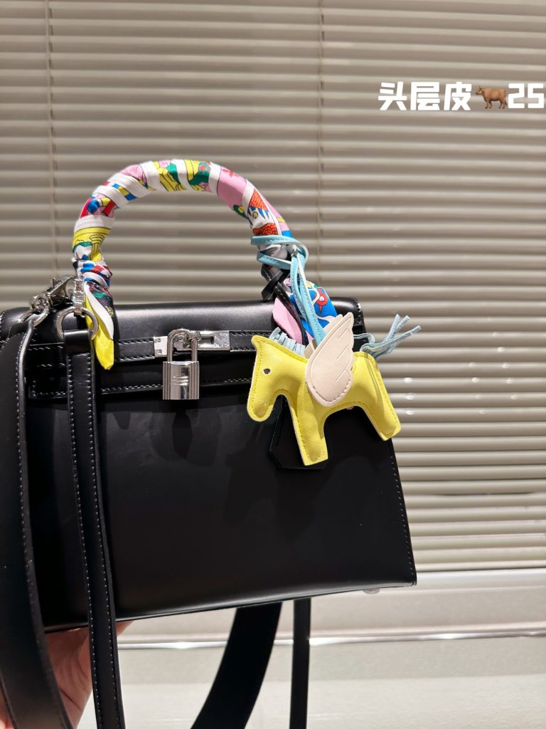 FashionReps Bags 04YA1590 - Image 3