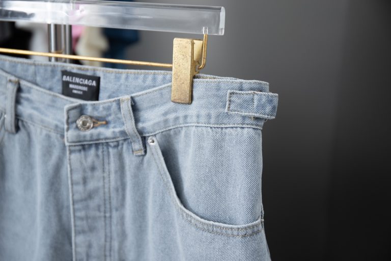 Replica Balenciaga Clothes 01RA1011 - Image 4