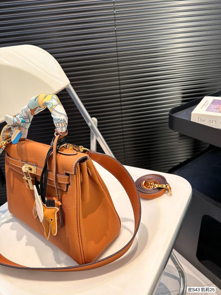 FashionReps Bags 04YA1581 - Image 4