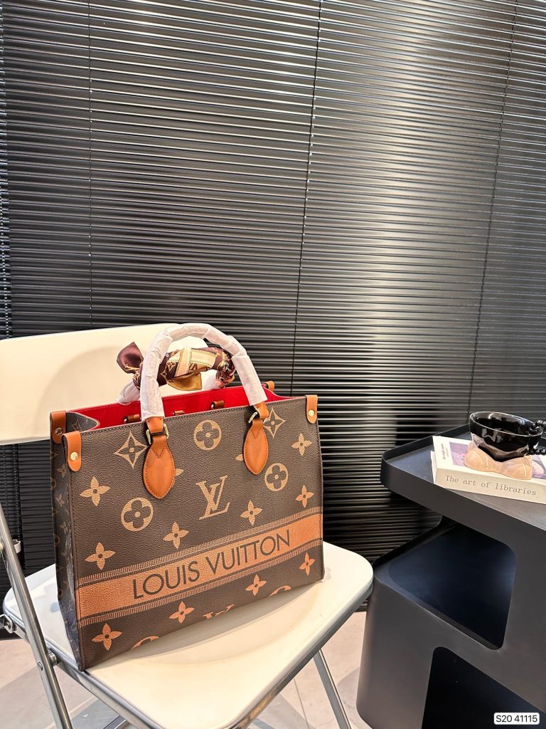 FashionReps Bags 07YA9407 - Image 4