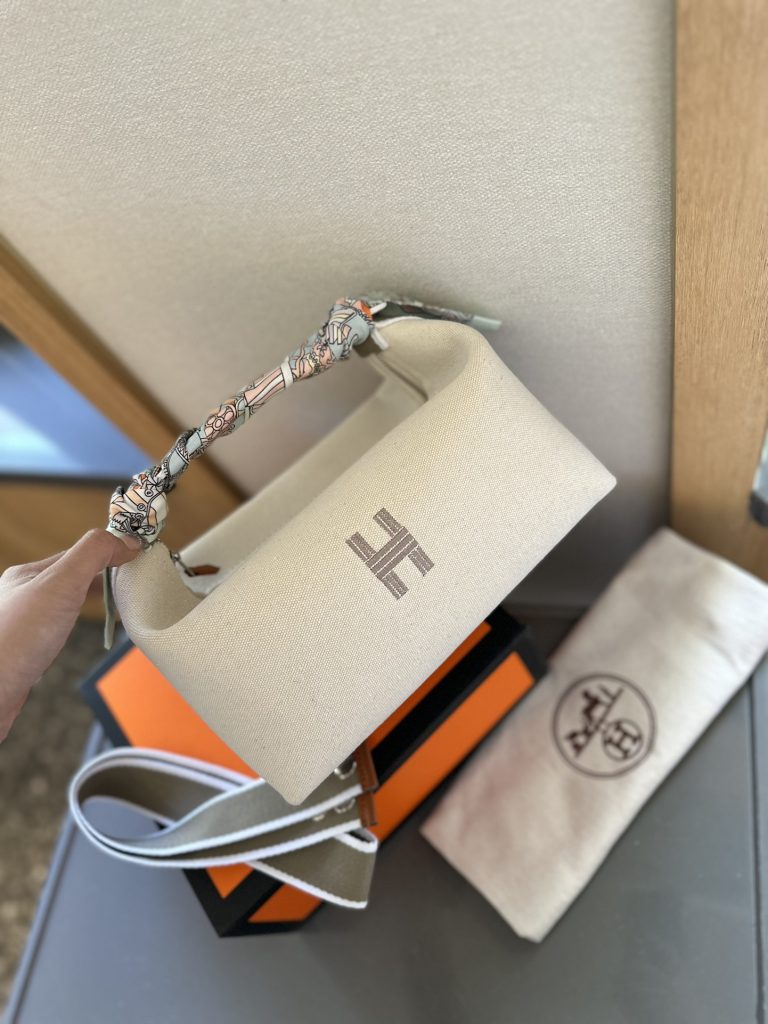 FashionReps Bags 04YA194 - Image 2