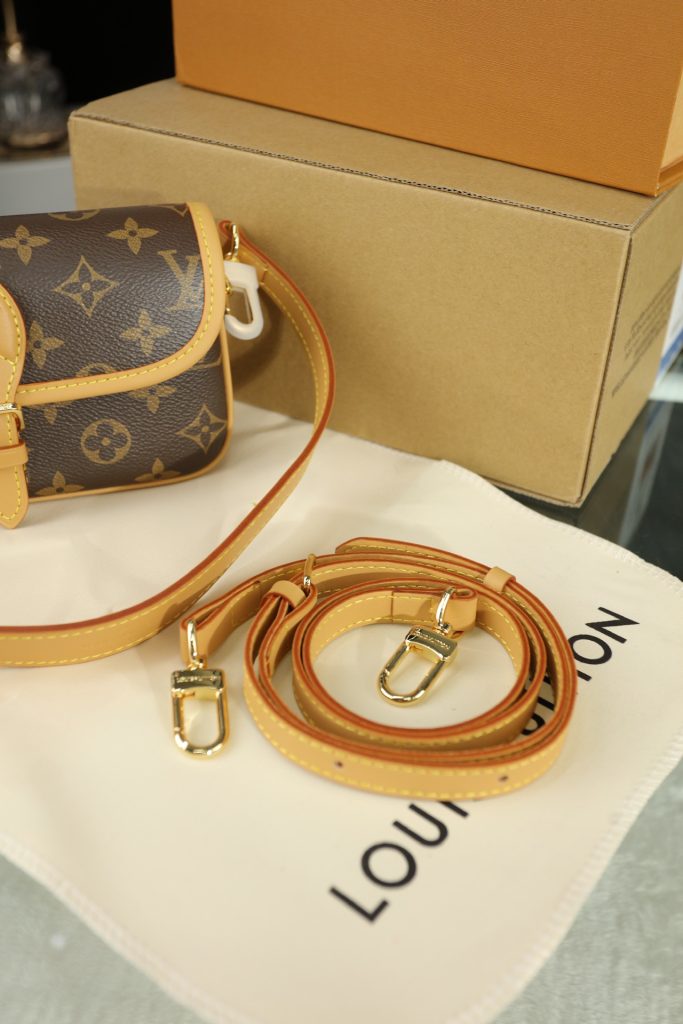 FashionReps Bags 07YA9212 - Image 2