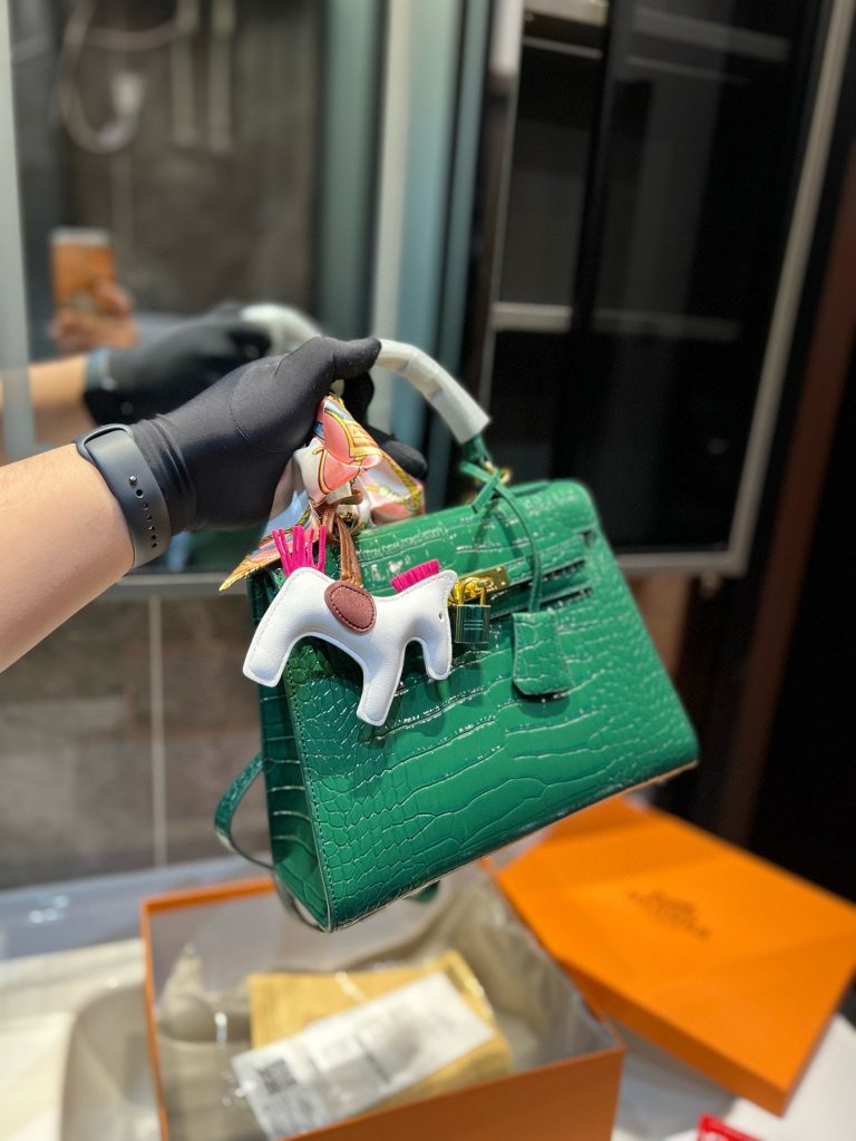 FashionReps Bags 04YA432 - Image 3