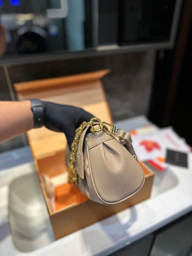 FashionReps Bags 07YA9560 - Image 4